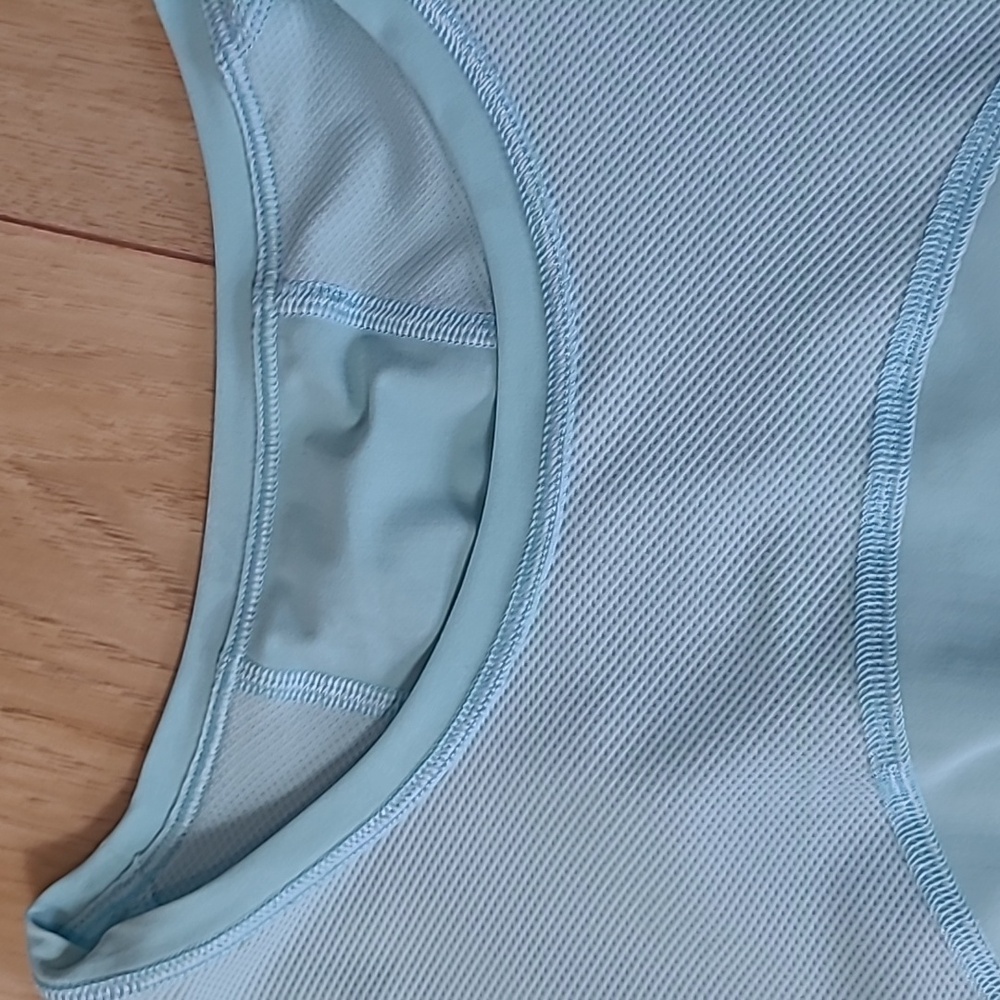 Lululemon Light Blue Short Sleeve Athletic Top Size Small - Picture 2 of 5